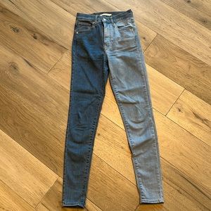 Levi’s jeans 25